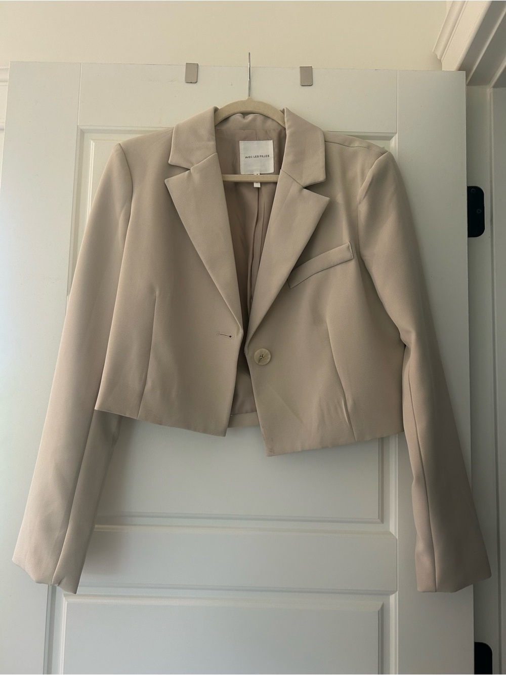 Cropped Beige Blazer Jacket - Women's